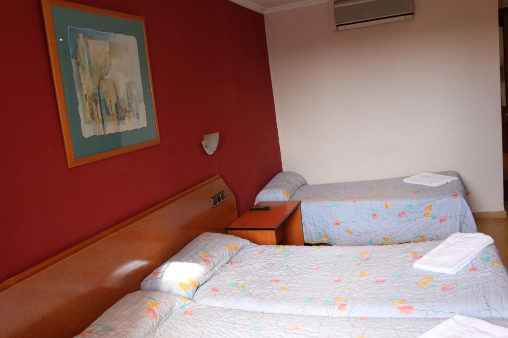 Hostal Cataluna Zaragoza Eksteriør billede