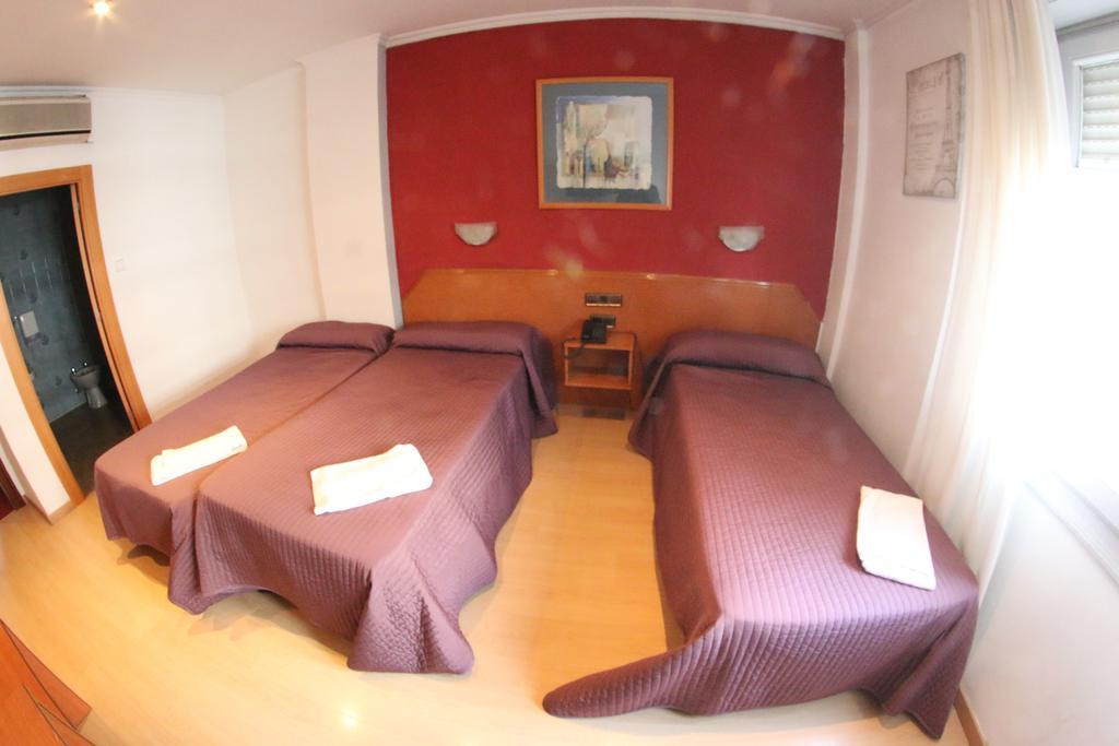 Hostal Cataluna Zaragoza Eksteriør billede