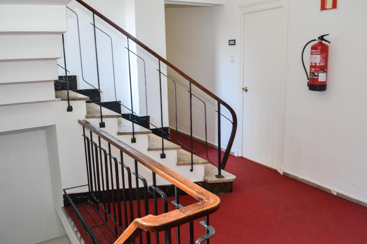 Hostal Cataluna Zaragoza Eksteriør billede